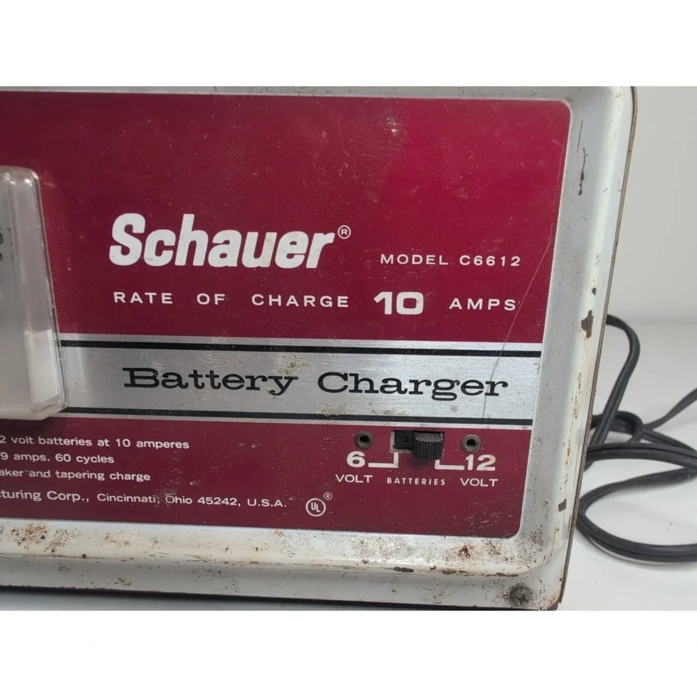 Schauer Charge Master Model C6612 10 Amp Battery Charger 6V-12V